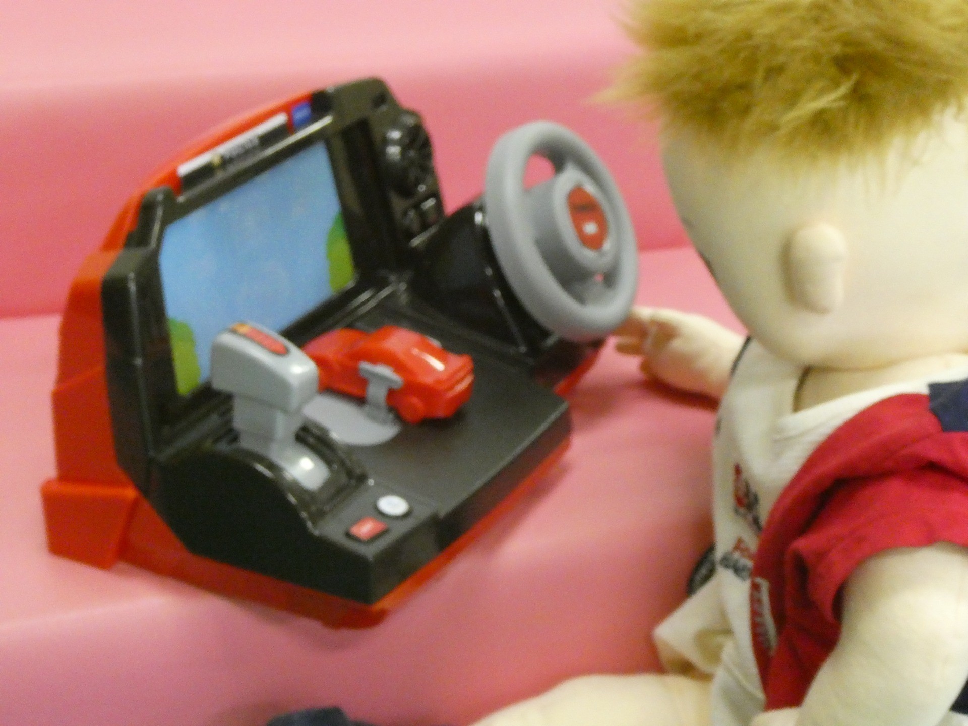 トミカを運転！ハンドルドライバー