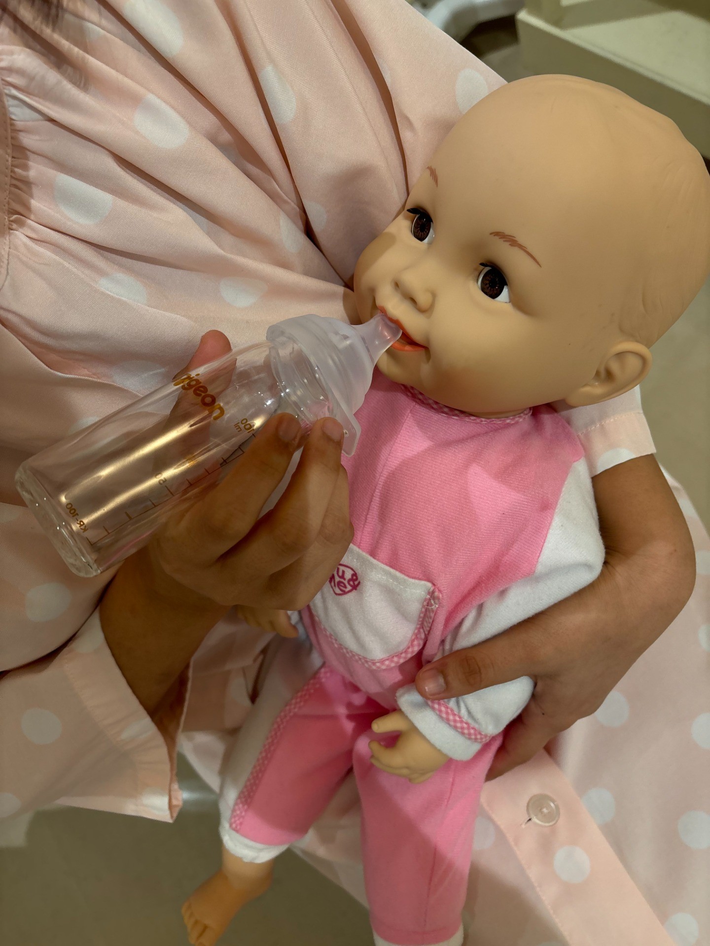 哺乳びん用乳首・キャップ